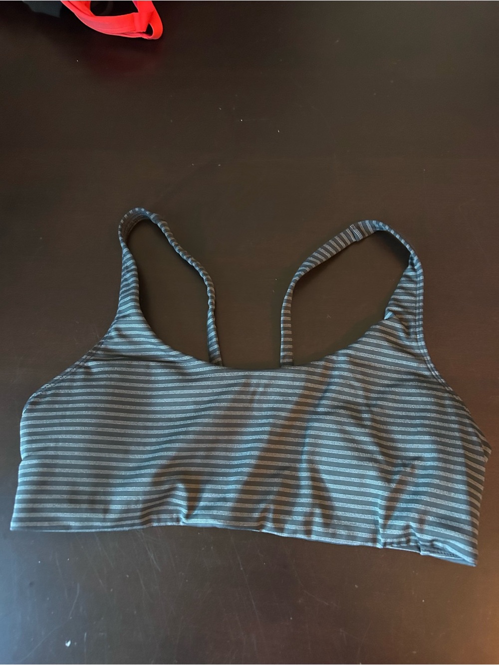 Vuori sports bra